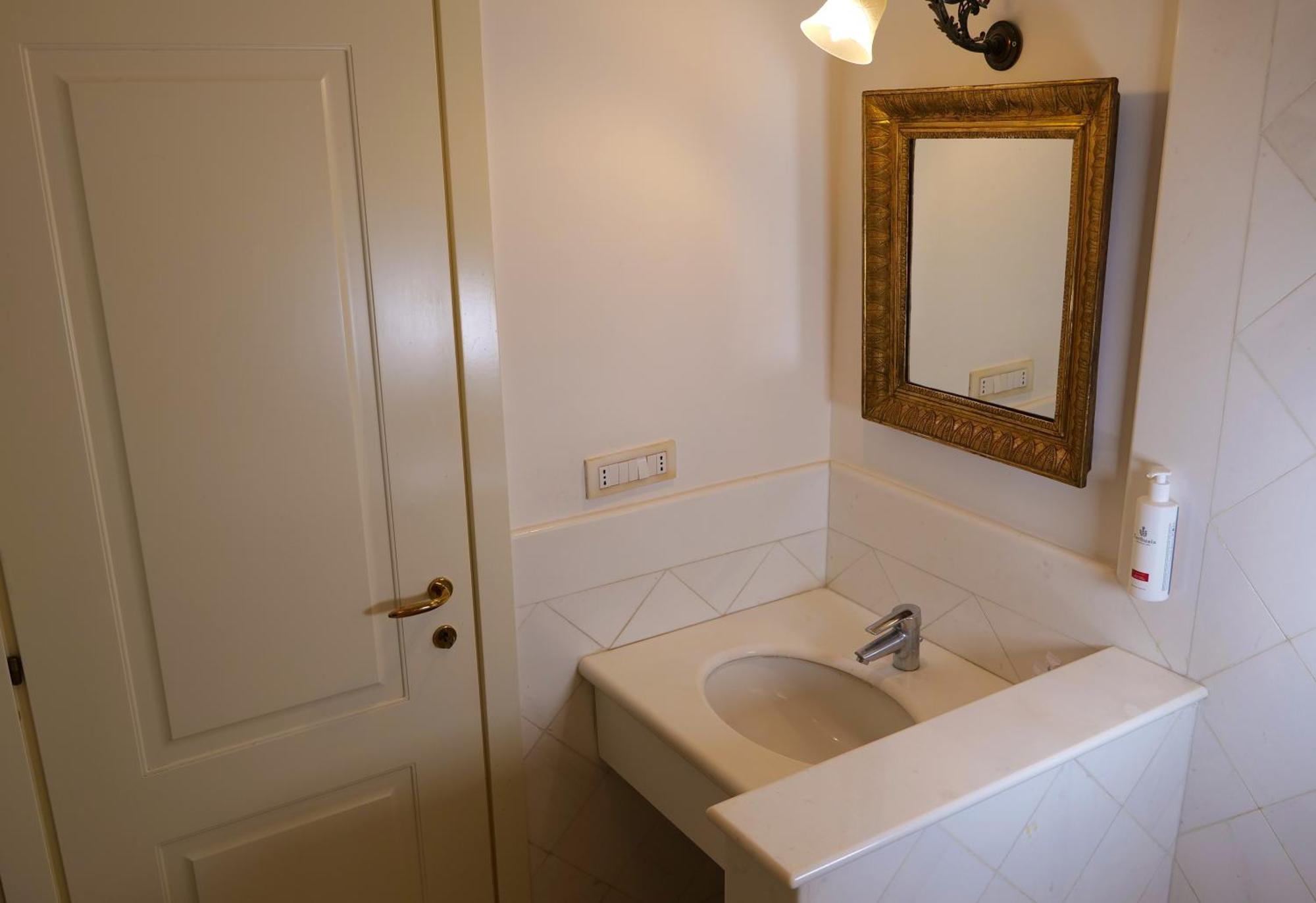 Apartment Luxury Piazzetta Rodino *